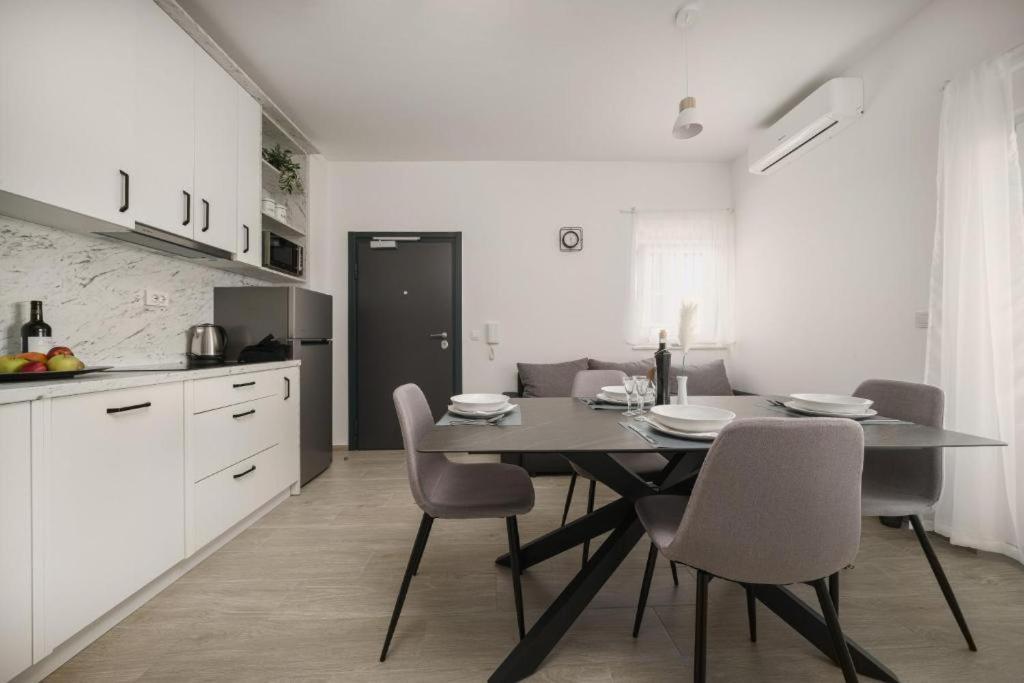 Apartment Stefanio Водице Экстерьер фото